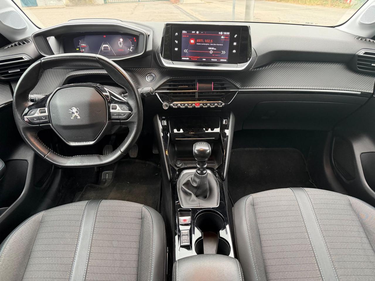 Peugeot 208 Allure Pack 1.2 PureTech 100 #11176