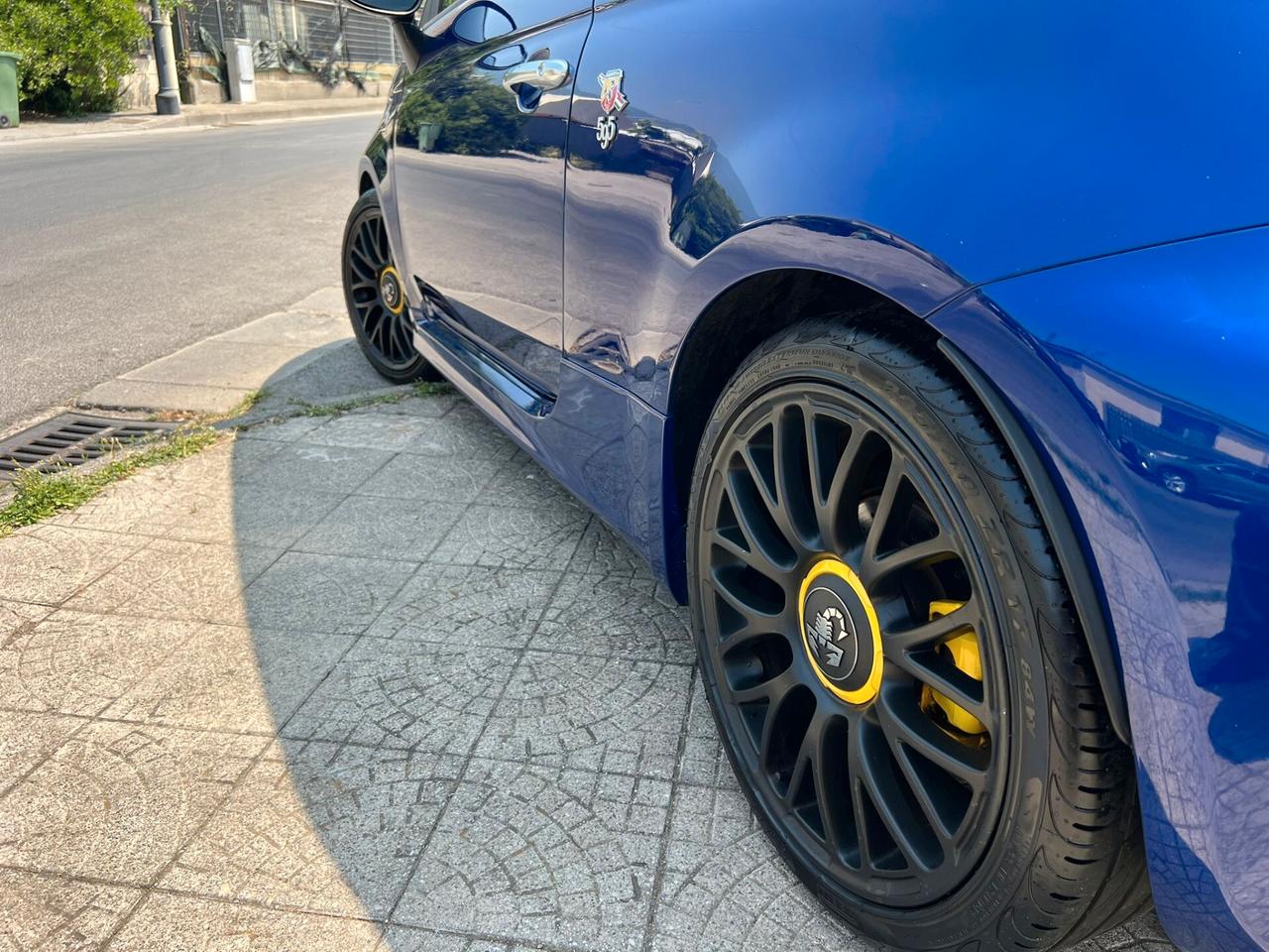 Abarth 595 C 1.4 Turbo T-Jet 160 CV Pista SABLET