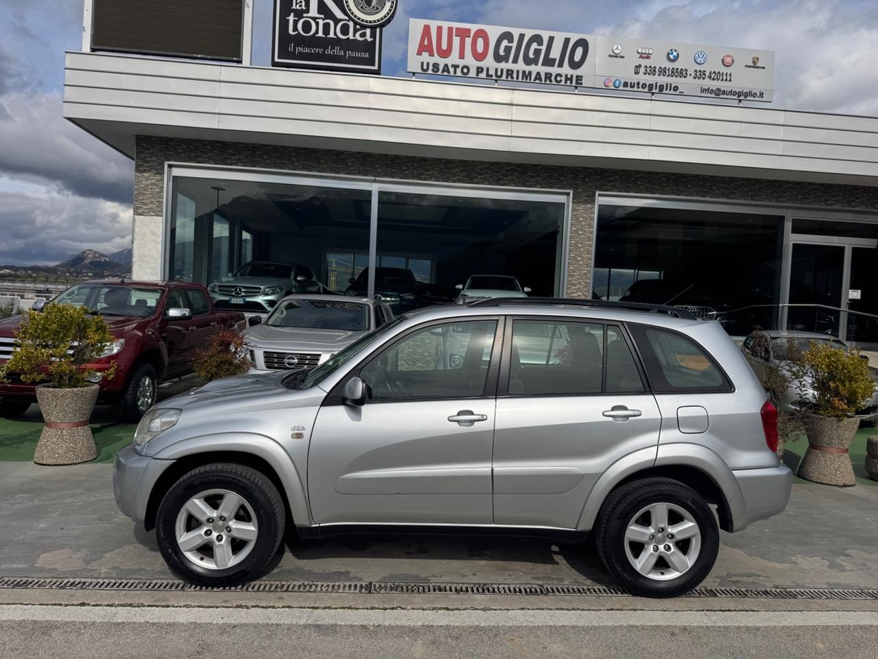 Toyota RAV 4 RAV4 2.0 Tdi D-4D 5 porte Sol