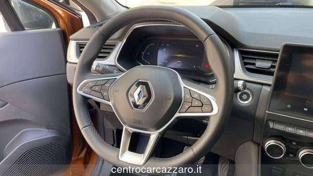 Renault Captur 1.6 E-Tech hybrid Intens 145cv auto