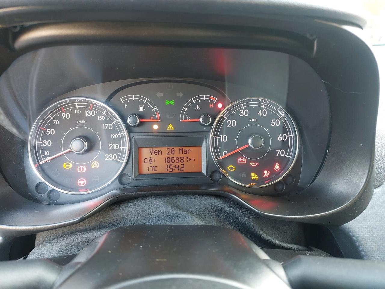 Fiat Grande Punto 1.4 GPL 5 porte UNICO PROPRIETARIO