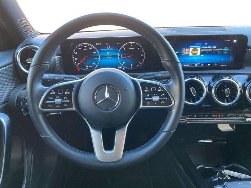 Mercedes-Benz Classe A A 180 d Sport auto