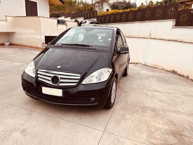 MERCEDES BENZ A 160 BENZINA UNIPRO'
