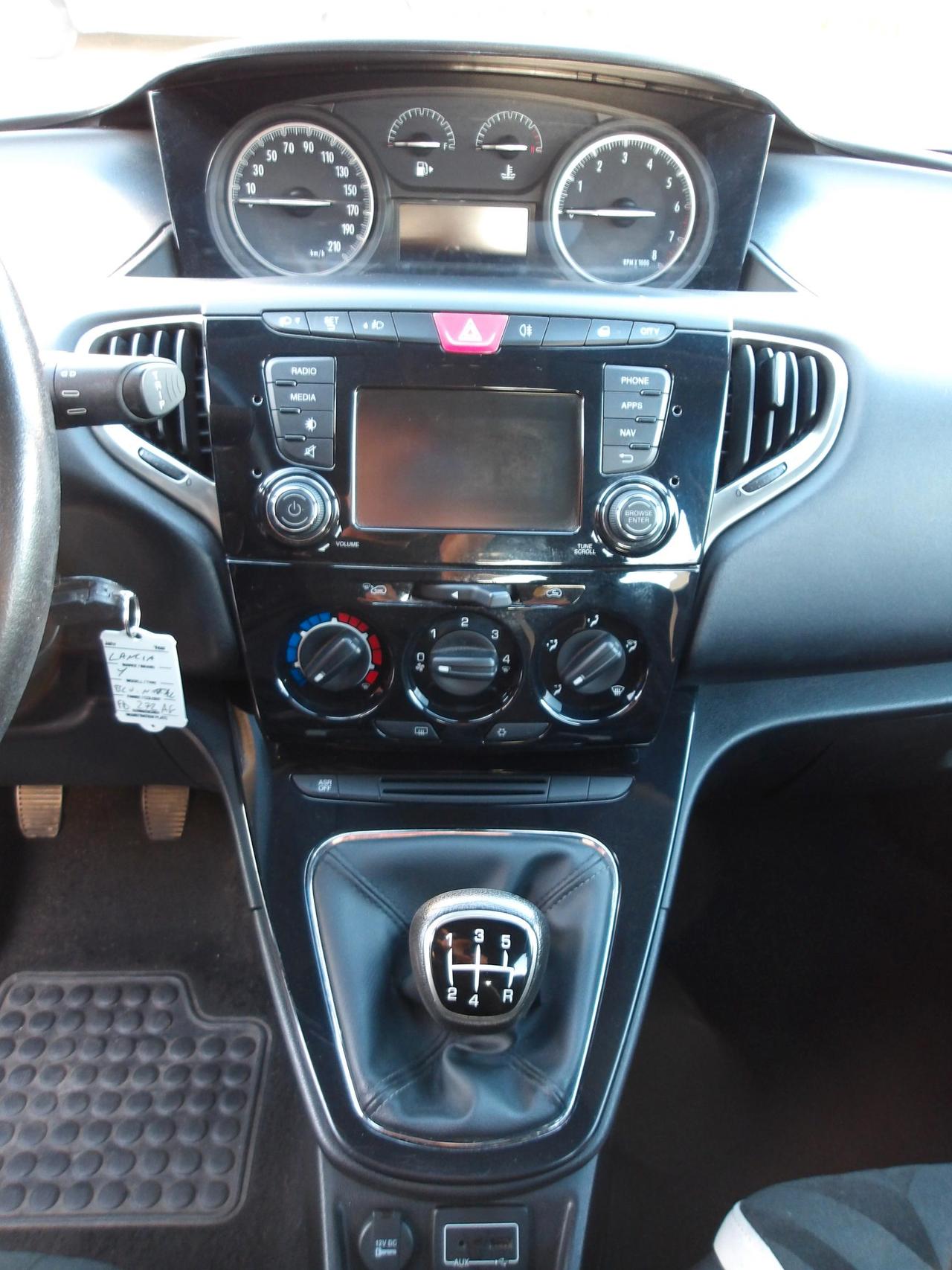 Lancia Ypsilon 5 Porte Ypsilon 1.2 Elefantino Blur 69cv