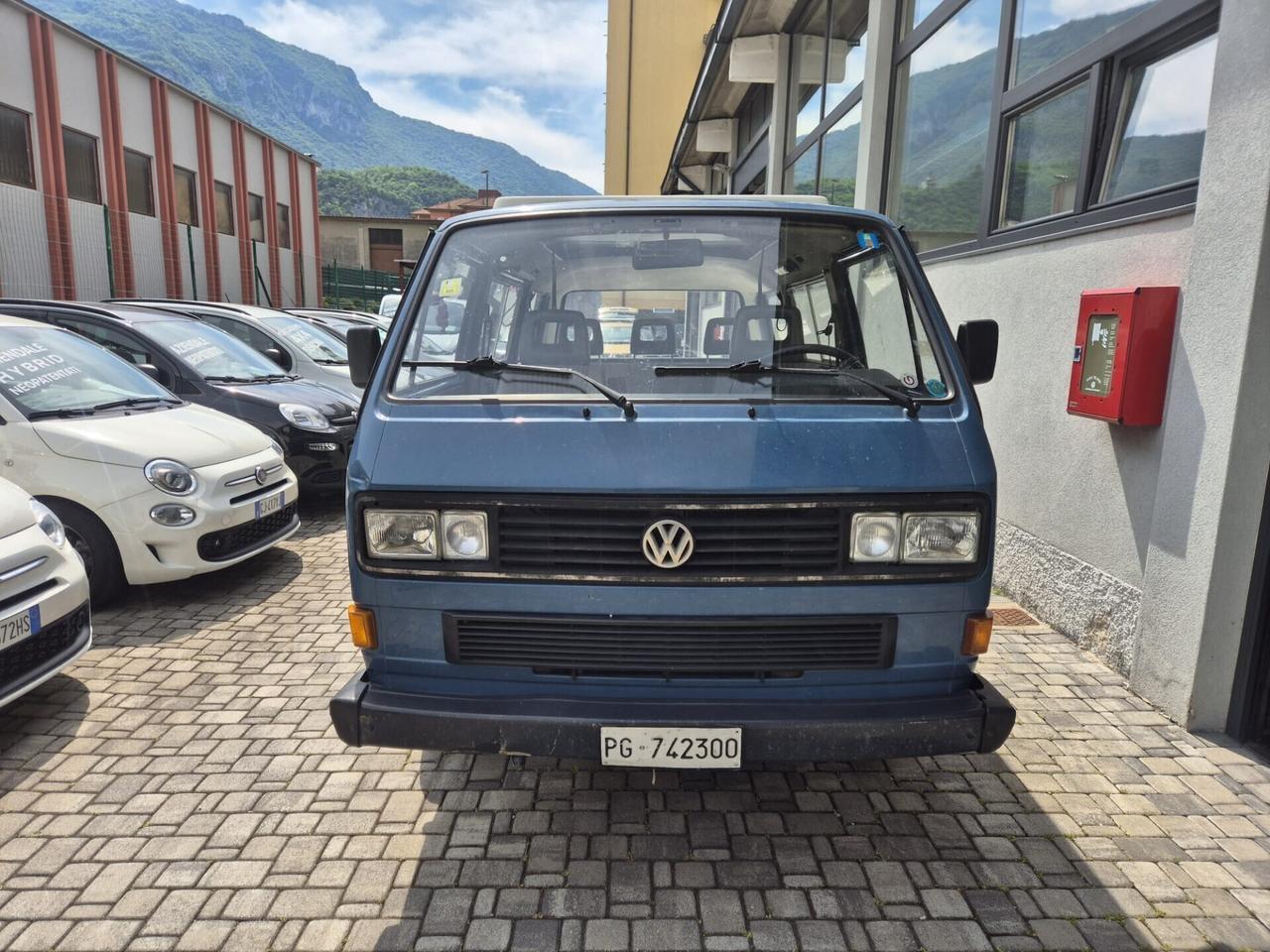 Volkswagen T3 MULTIVAN - 6 POSTI
