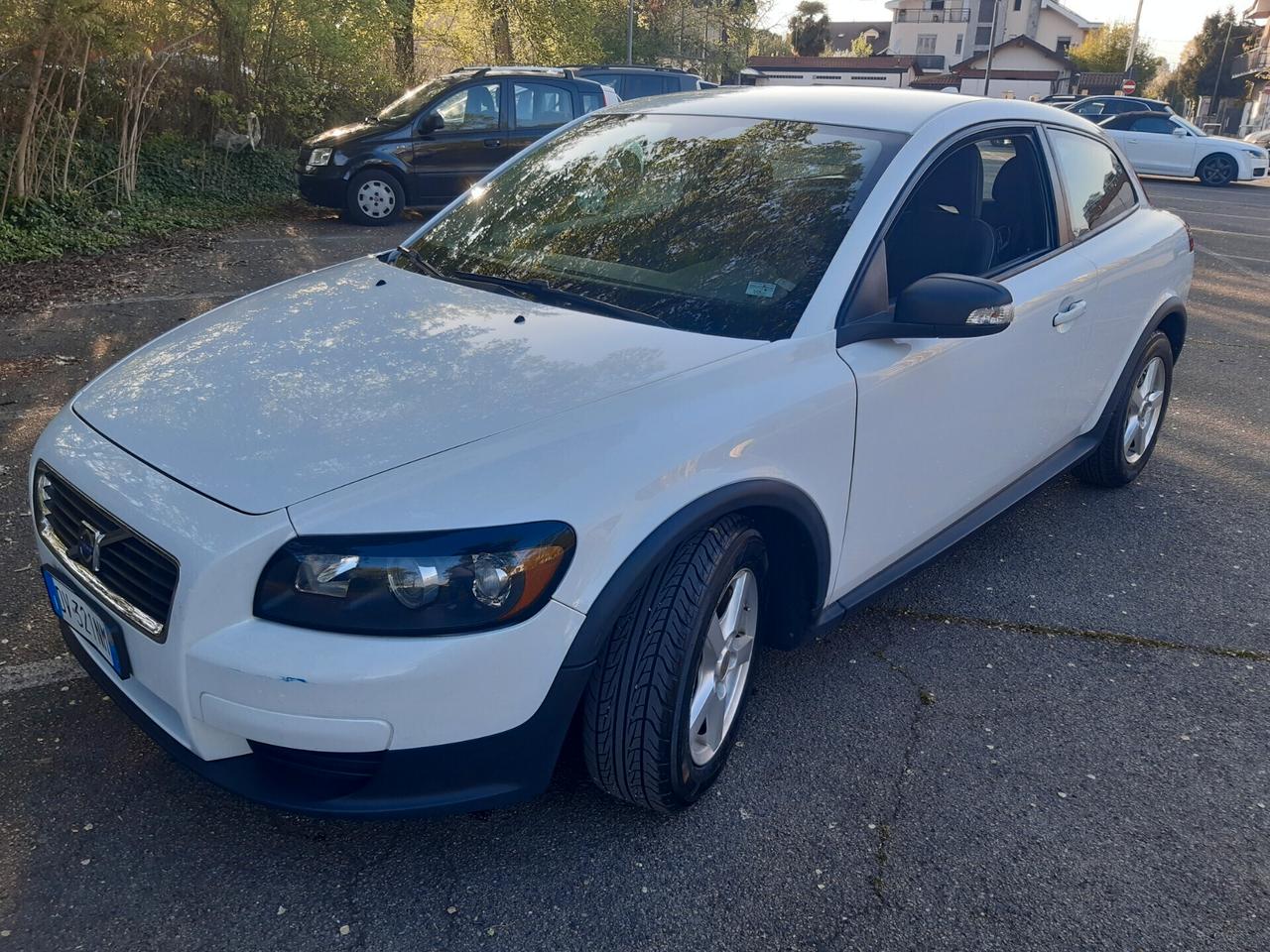 Volvo C30 1.6 Momentum