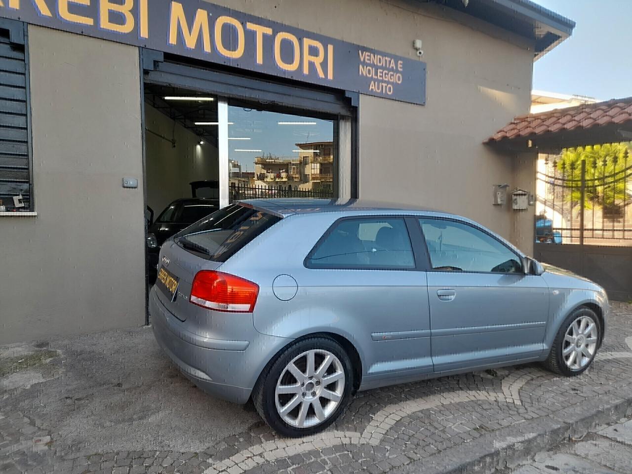 Audi A3 2.0 ALLESTIMENTO S LINE