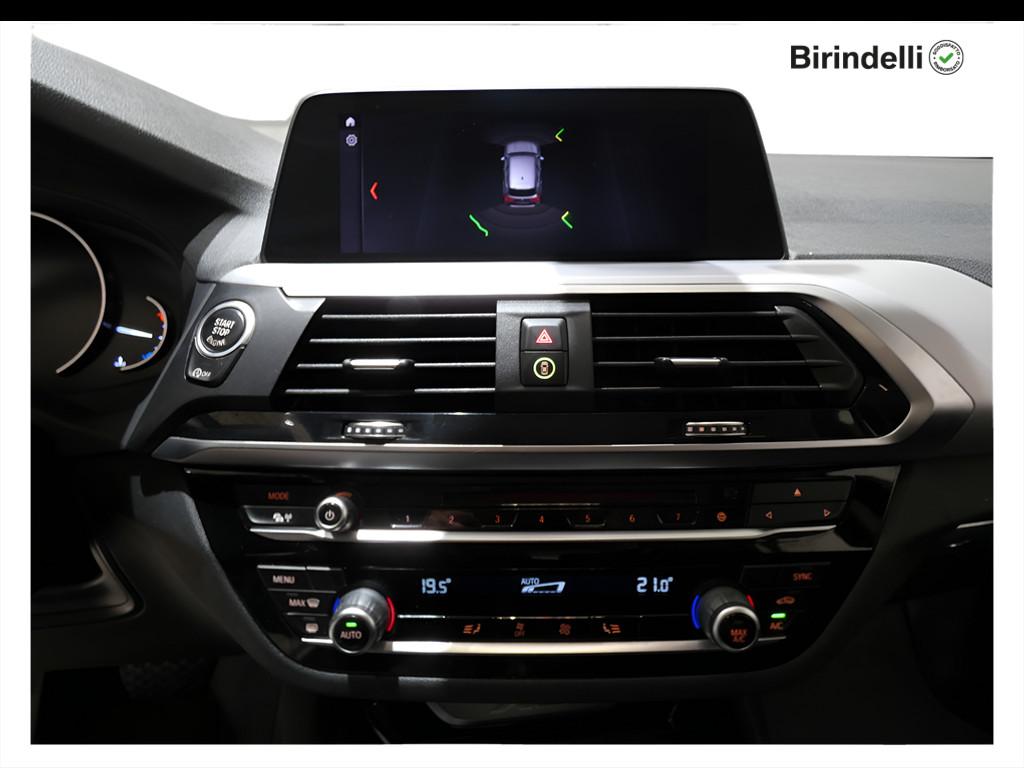 BMW X3 (G01/F97) - X3 sDrive18d Business Advantage
