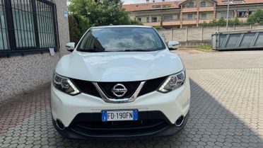 Nissan Qashqai 1.6 dCi 2WD Visia automatica Euro 6
