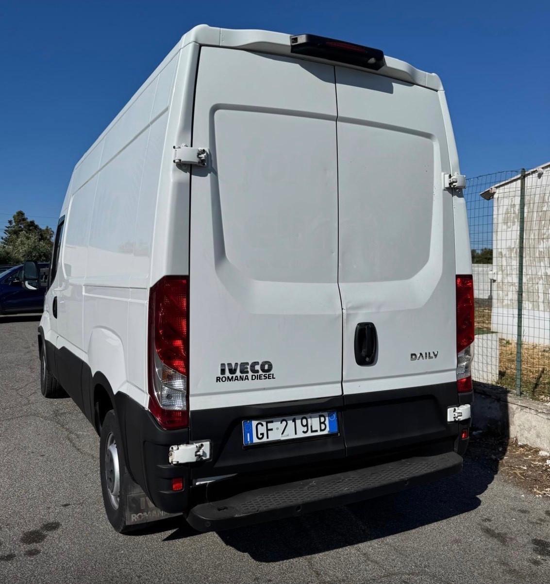 Iveco Daily 33S12V 2.3 HPT PC-TN Furgone