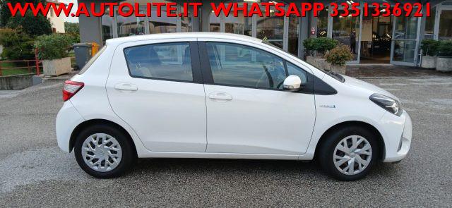 TOYOTA Yaris 1.5 Hybrid 5 porte Business