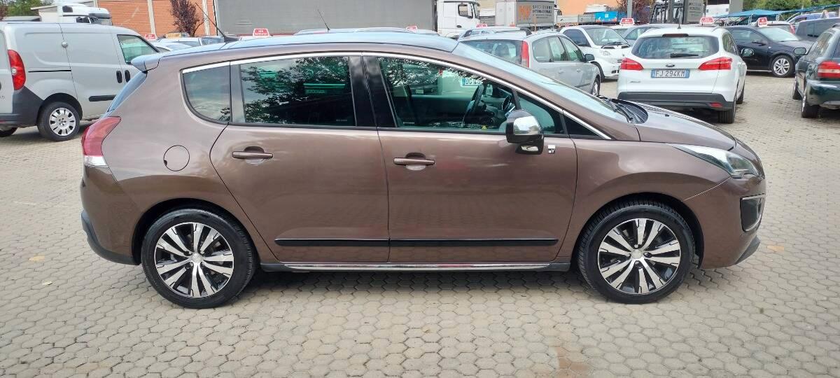 Peugeot 3008 2.0 hdi Hybrid4