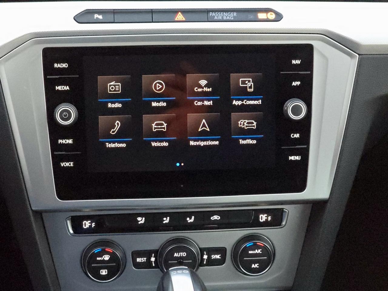 Volkswagen Passat 2.0 TDI DSG Comfortline Berlina