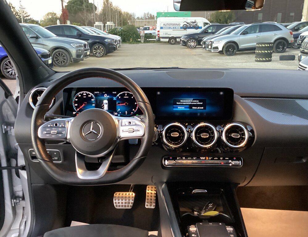 Mercedes GLA 200 200 D Premium 4Matic 8G-DCT