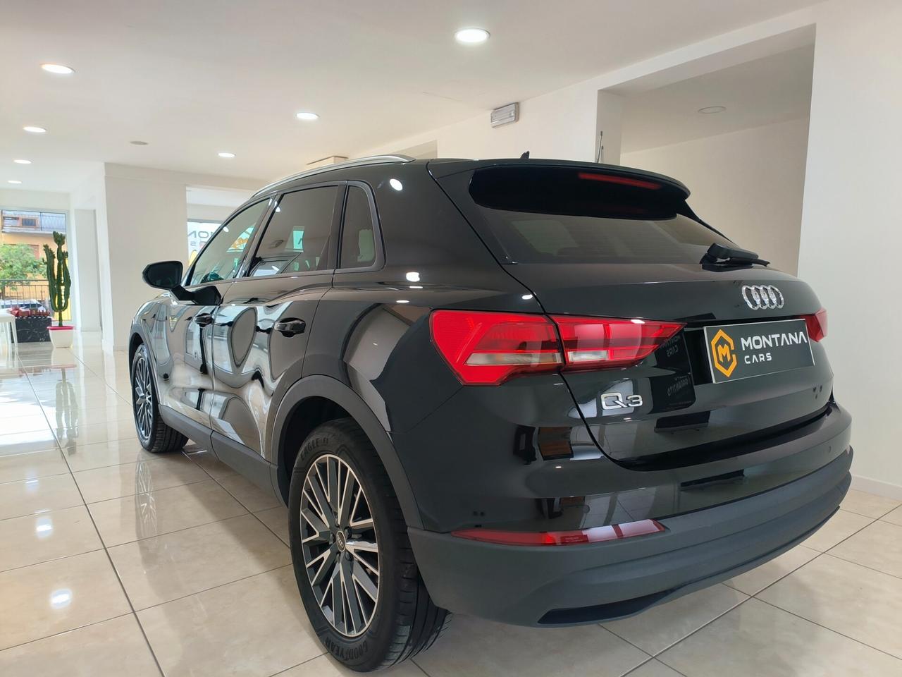 Audi Q3 35 TDI S tronic Business