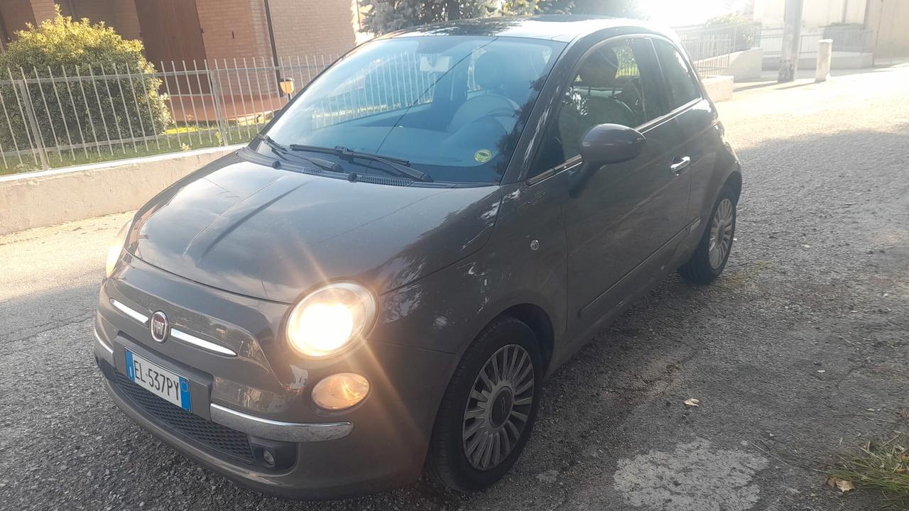 Fiat 500 LOUNGE