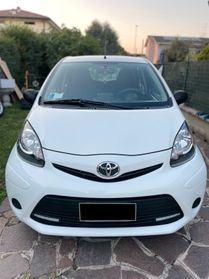 Toyota Aygo 1.0 12V VVT-i 5 porte Lounge Connect