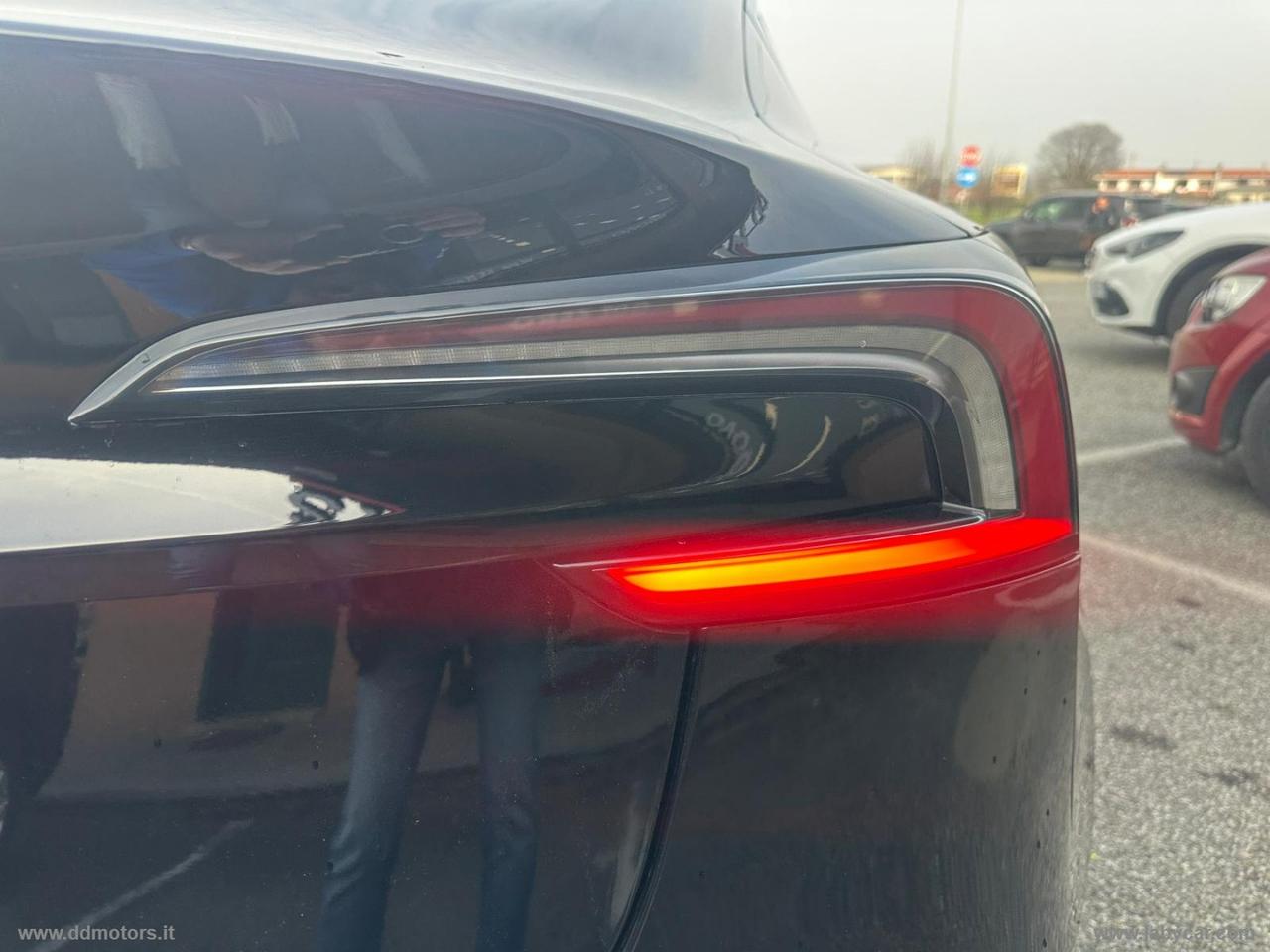 TESLA Model 3 NV35 RWD Premium 400 KM AUTONOMIA