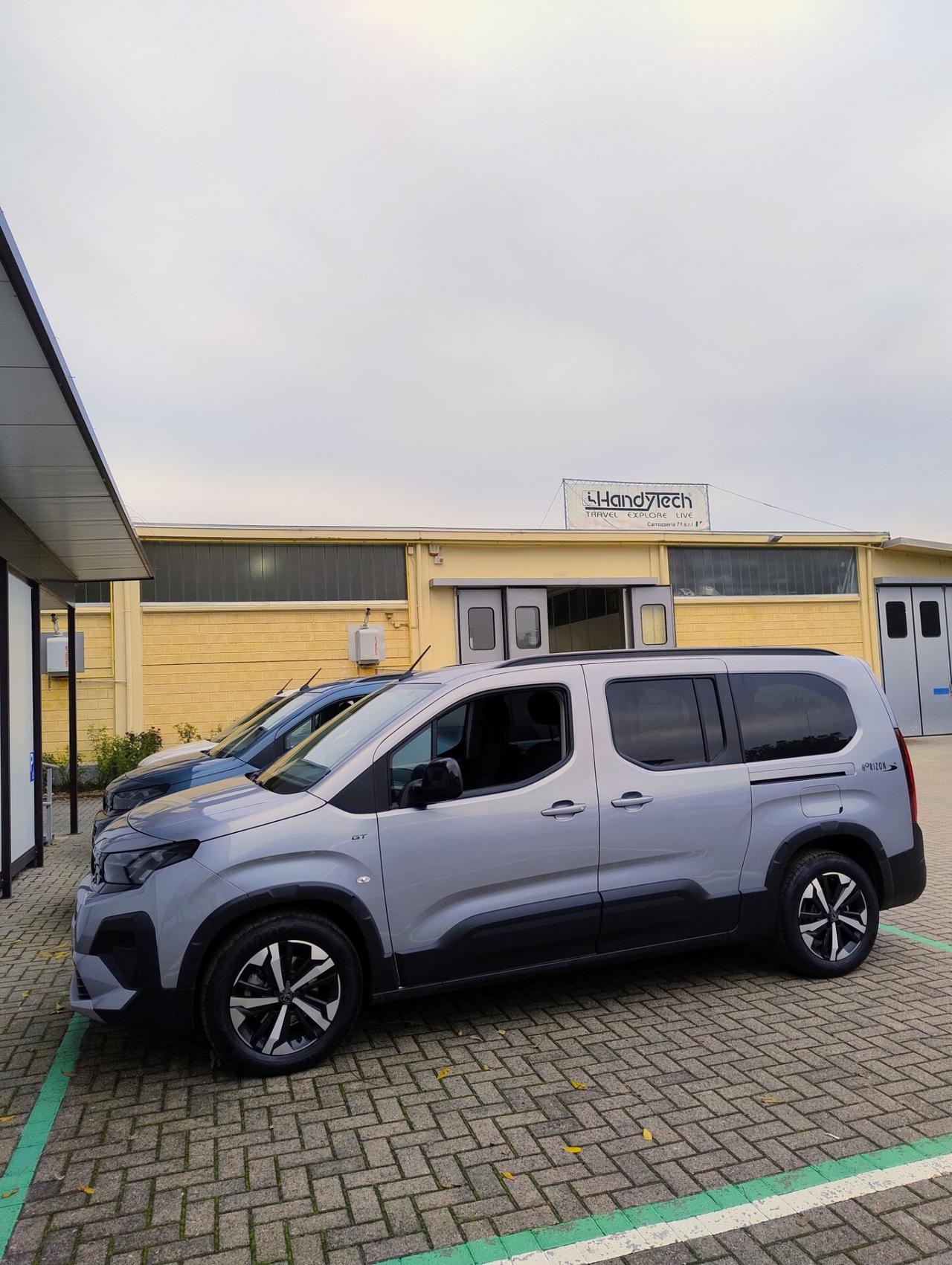 RIFTER TRASPORTO DISABILI RIBASSATO 5 PIù CARROZZINA