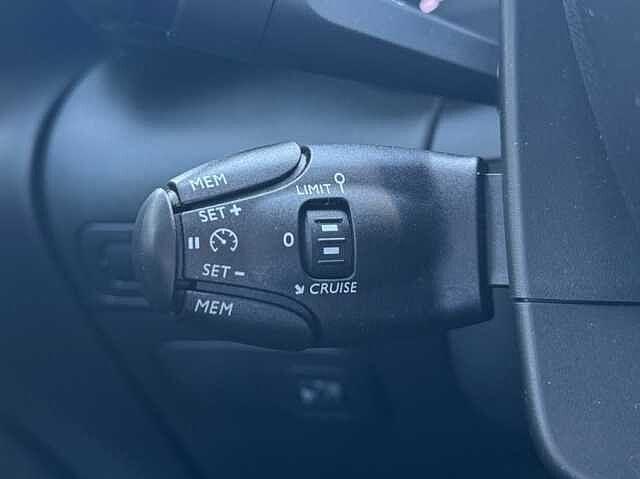 Citroen C3 Aircross 1.2 PureTech 110 CV You 4.700 KM !!