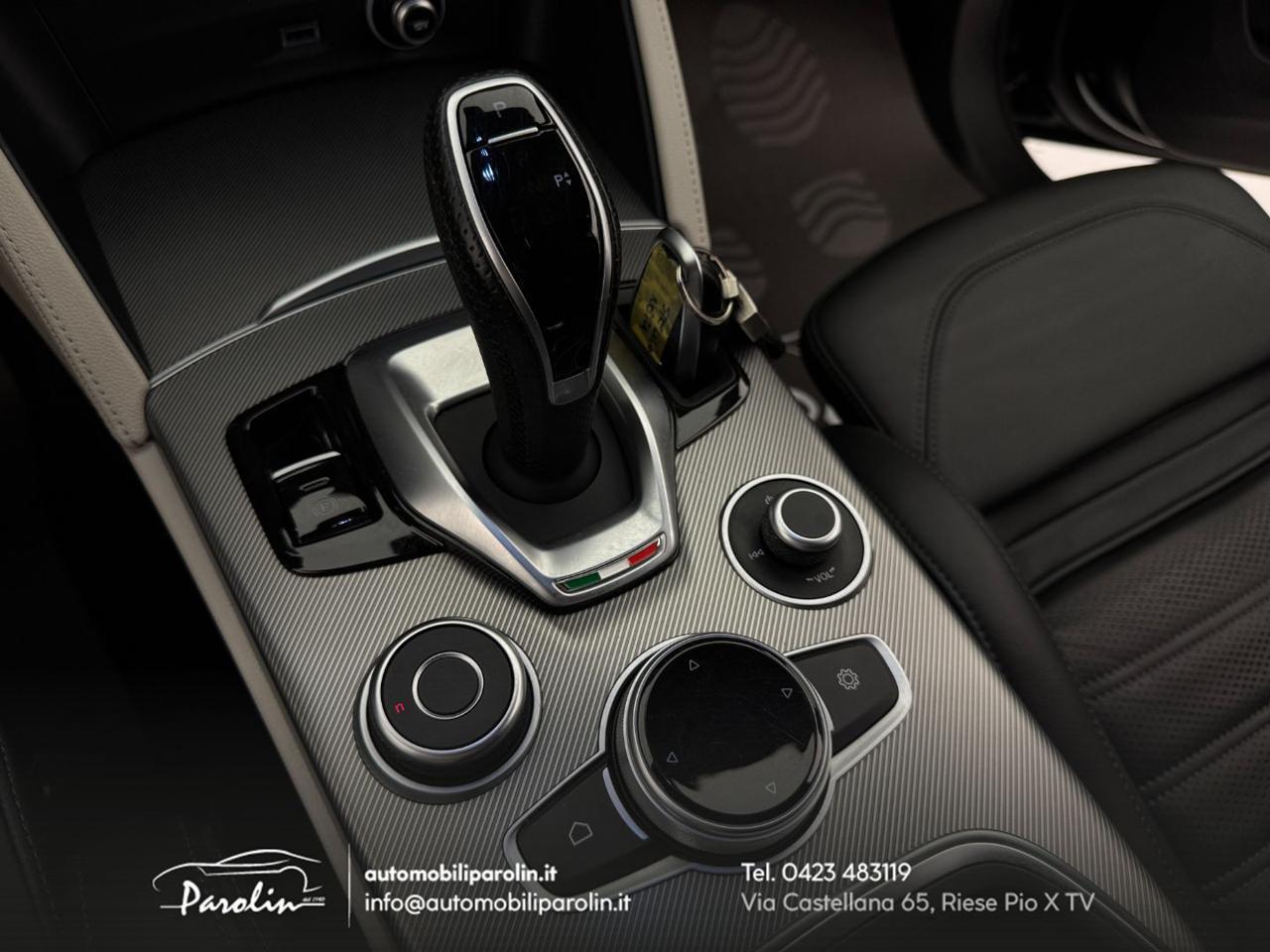 ALFA ROMEO Stelvio 2.2 Turbodiesel 210 CV AT8 Q4 Veloce total Black