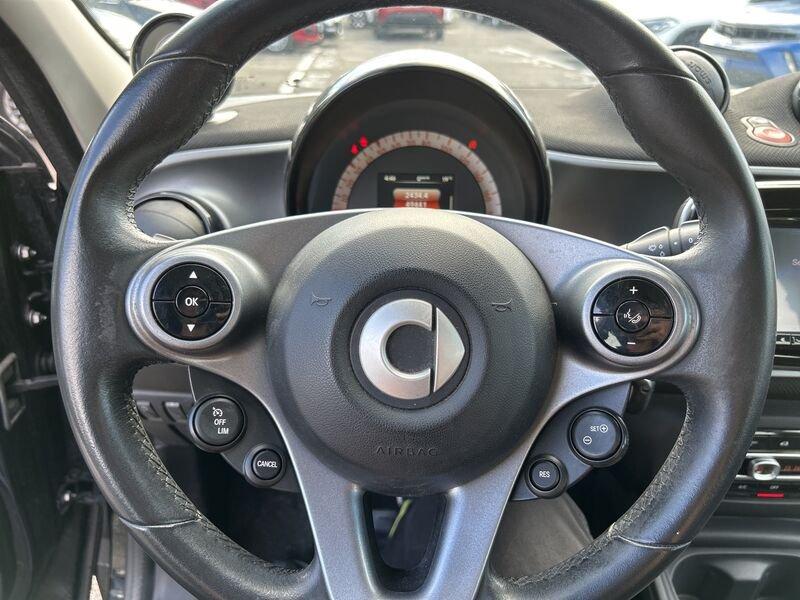 smart forfour II 2015 0.9 t Passion 90cv twinamic my18
