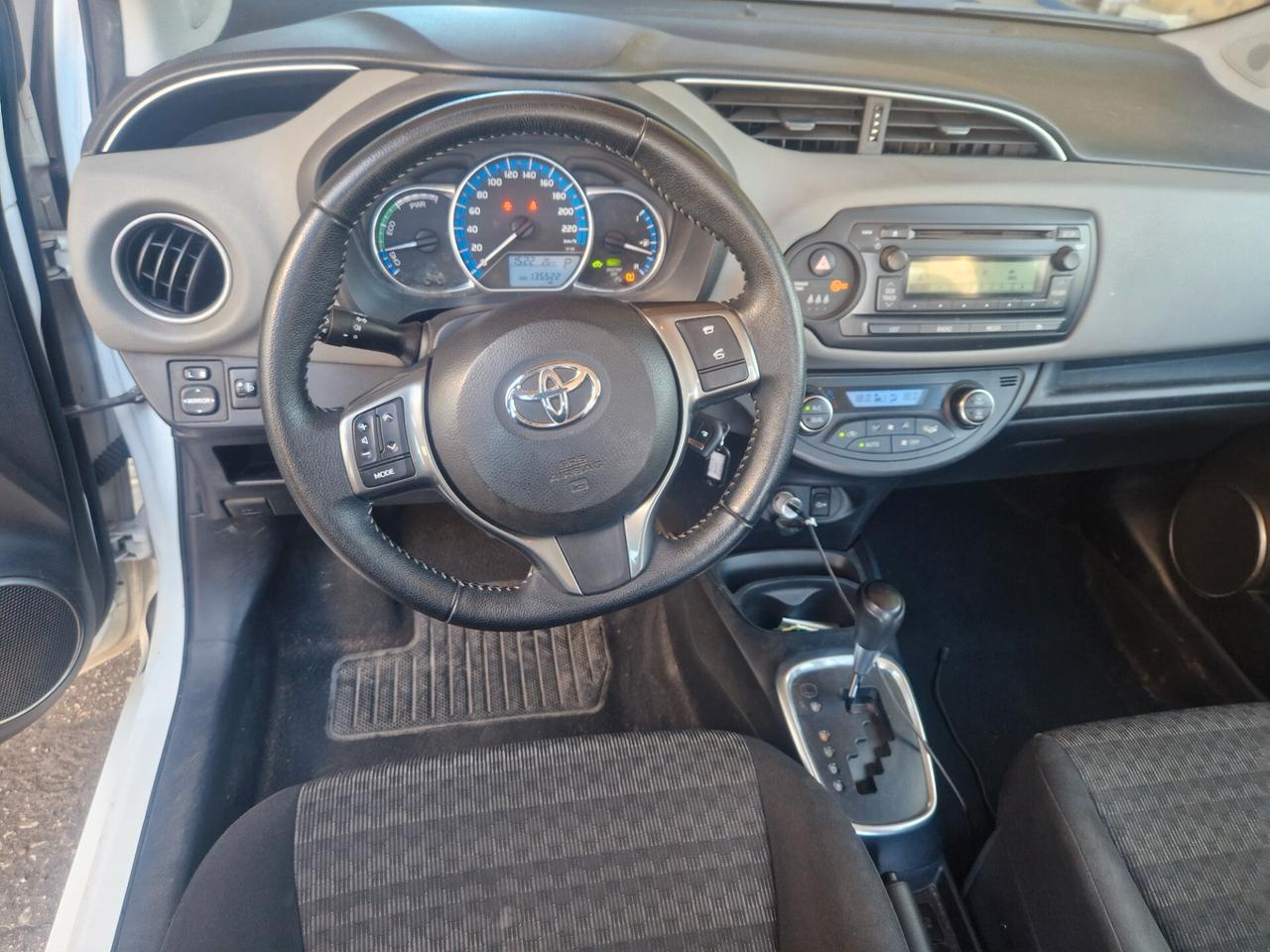 Toyota Yaris 1.5 Hybrid VAN AUTOCARRO