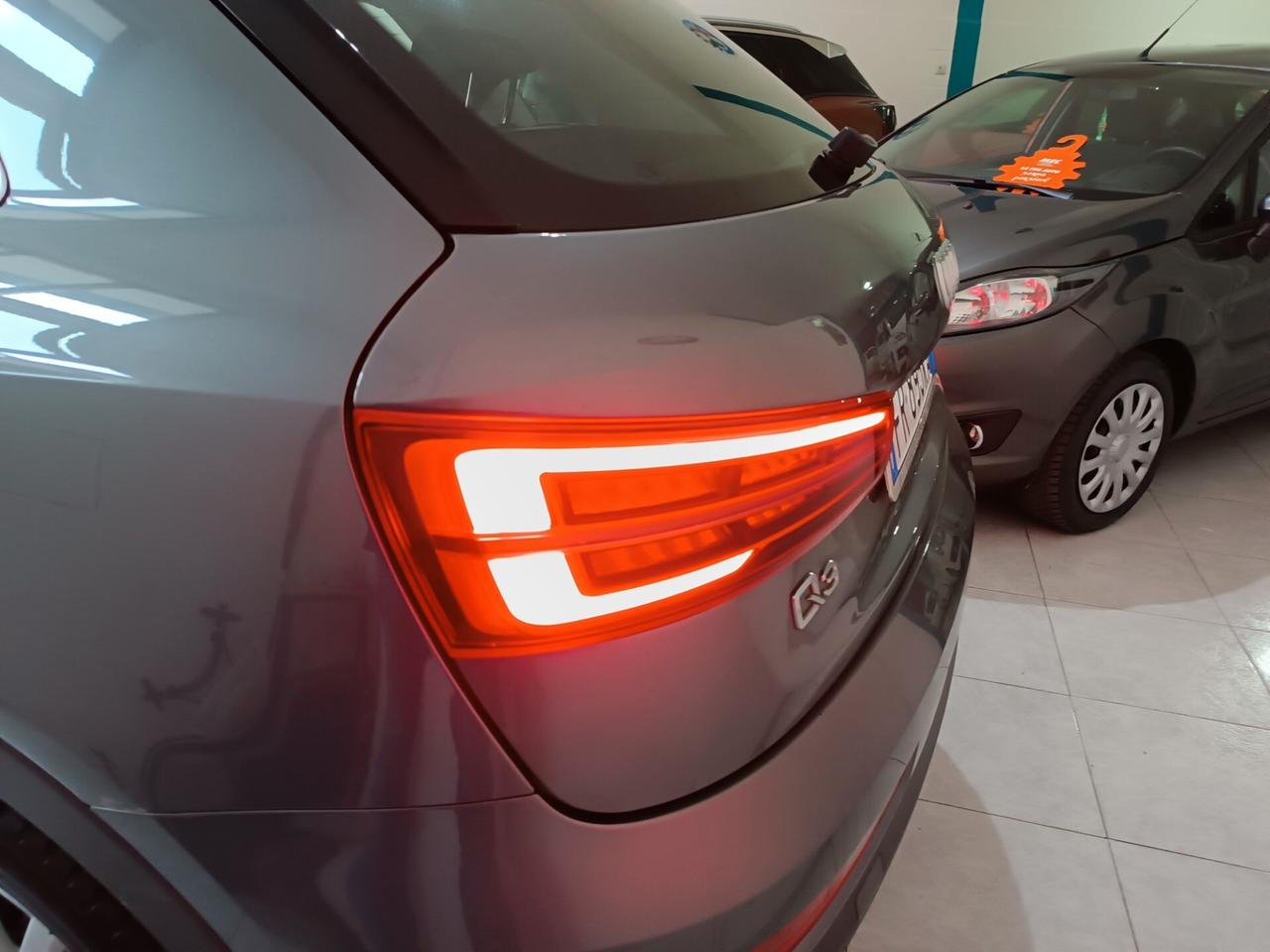 Audi Q3 2.0 TDI 120 CV S tronic Business