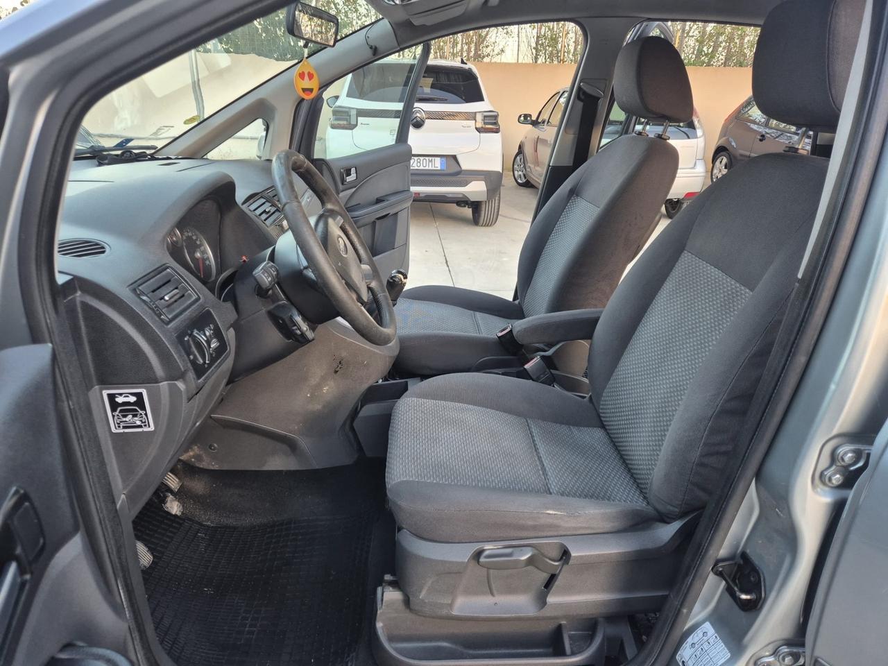 Ford Focus C-Max 1.6 TDCi (110CV)