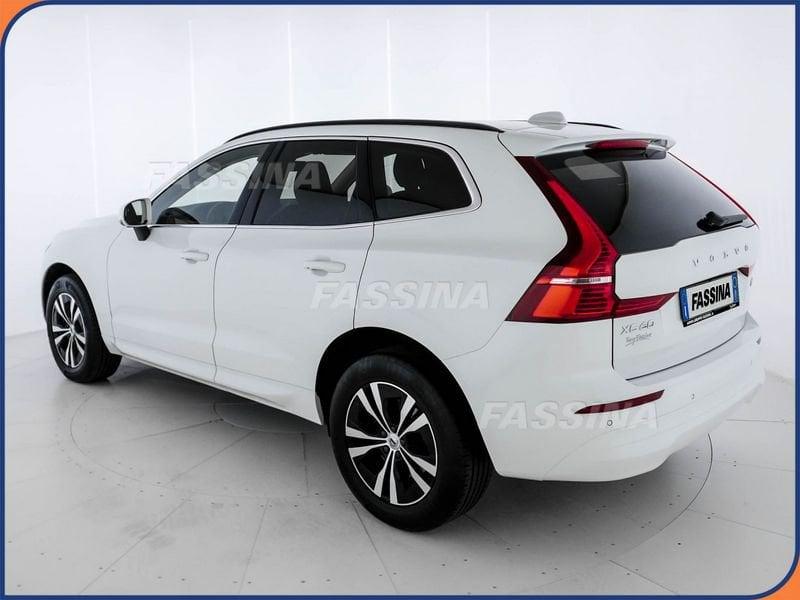 Volvo XC60 B4 (d) AWD Geartronic Momentum Pro