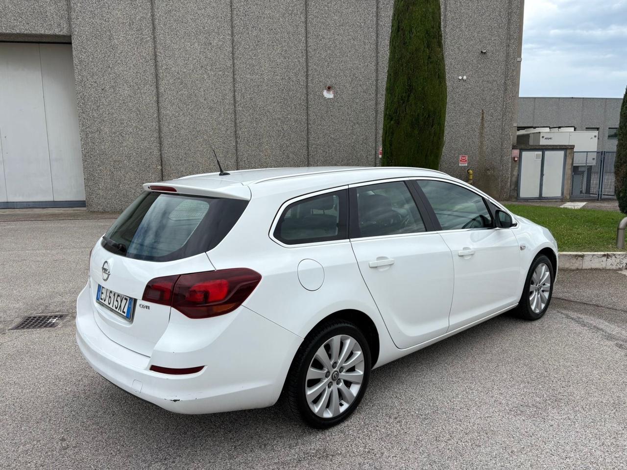 Opel Astra 1.7 CDTI 125CV Sports Tourer