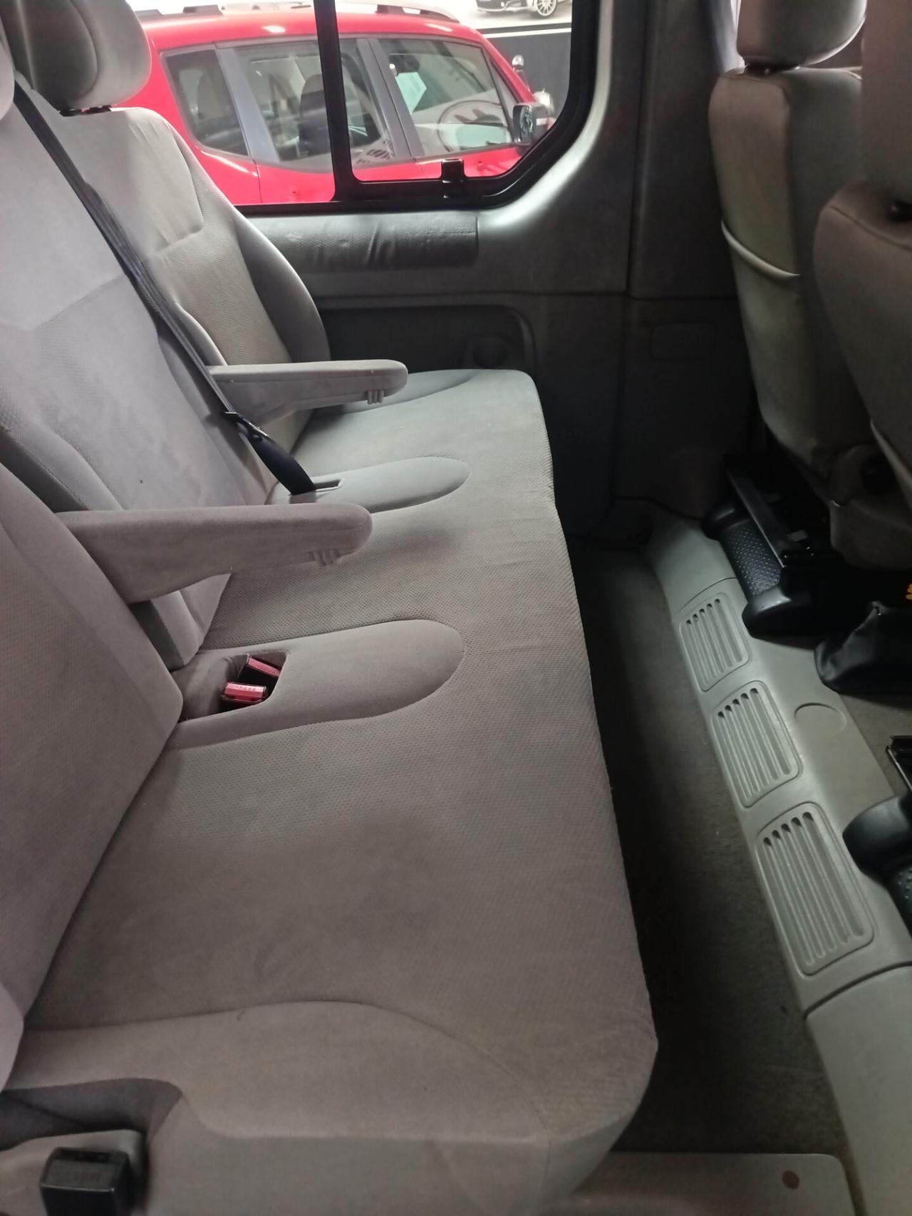 Opel Vivaro 27 2.5 CDTI/135CV PC-TN Combi