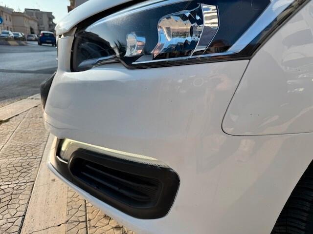 Peugeot 508 BlueHDi 120 EAT6 S&S SW Business Navi-Tetto-Led
