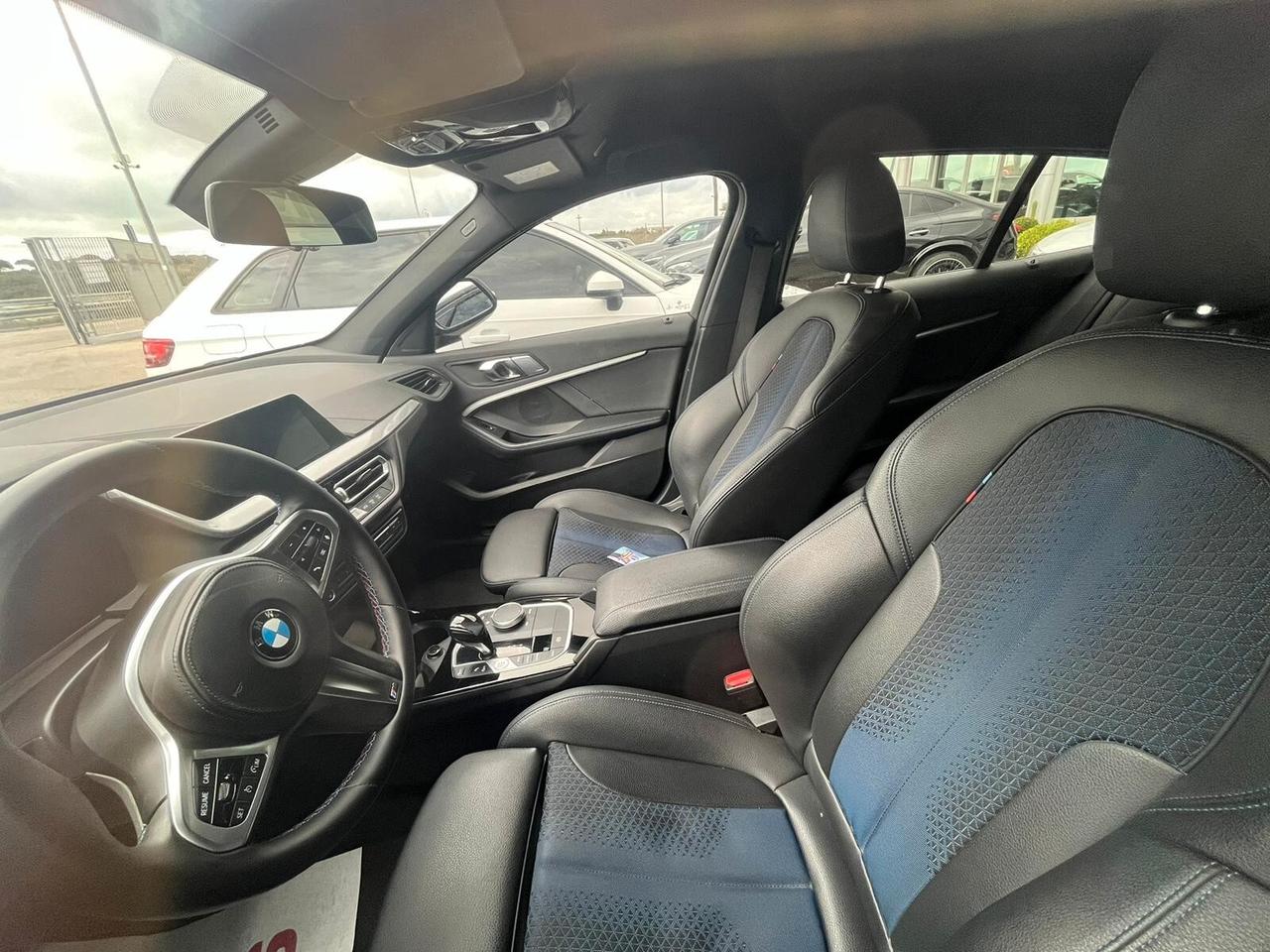 Bmw 116 116d 5p. Msport