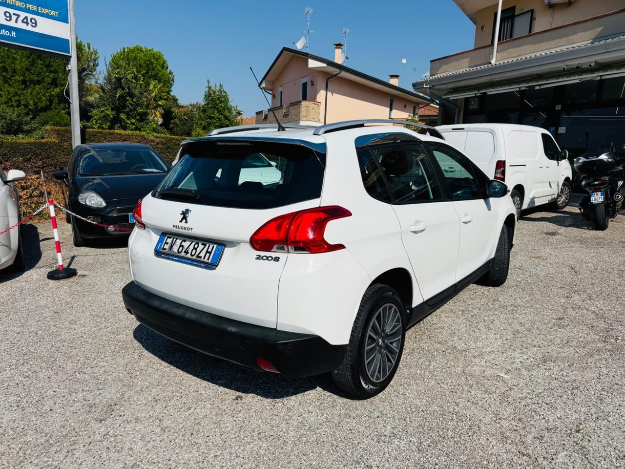 Peugeot 2008 1.2 82cv Active Ok Neopatentati