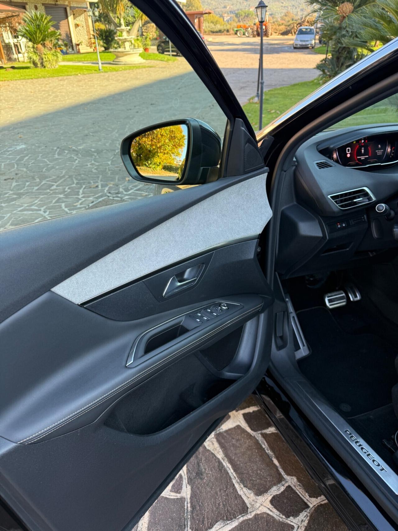 Peugeot 3008 BlueHDi 130 S&S EAT8 GT uni proprietario