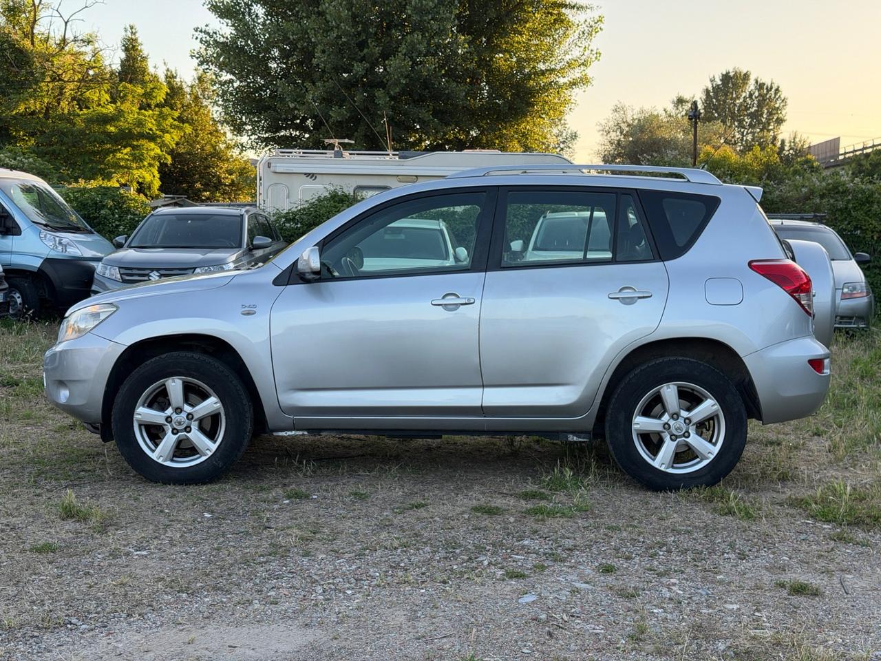 Toyota RAV 4 2.2 D-4D 136 CV Luxury 2008 unico proprietario