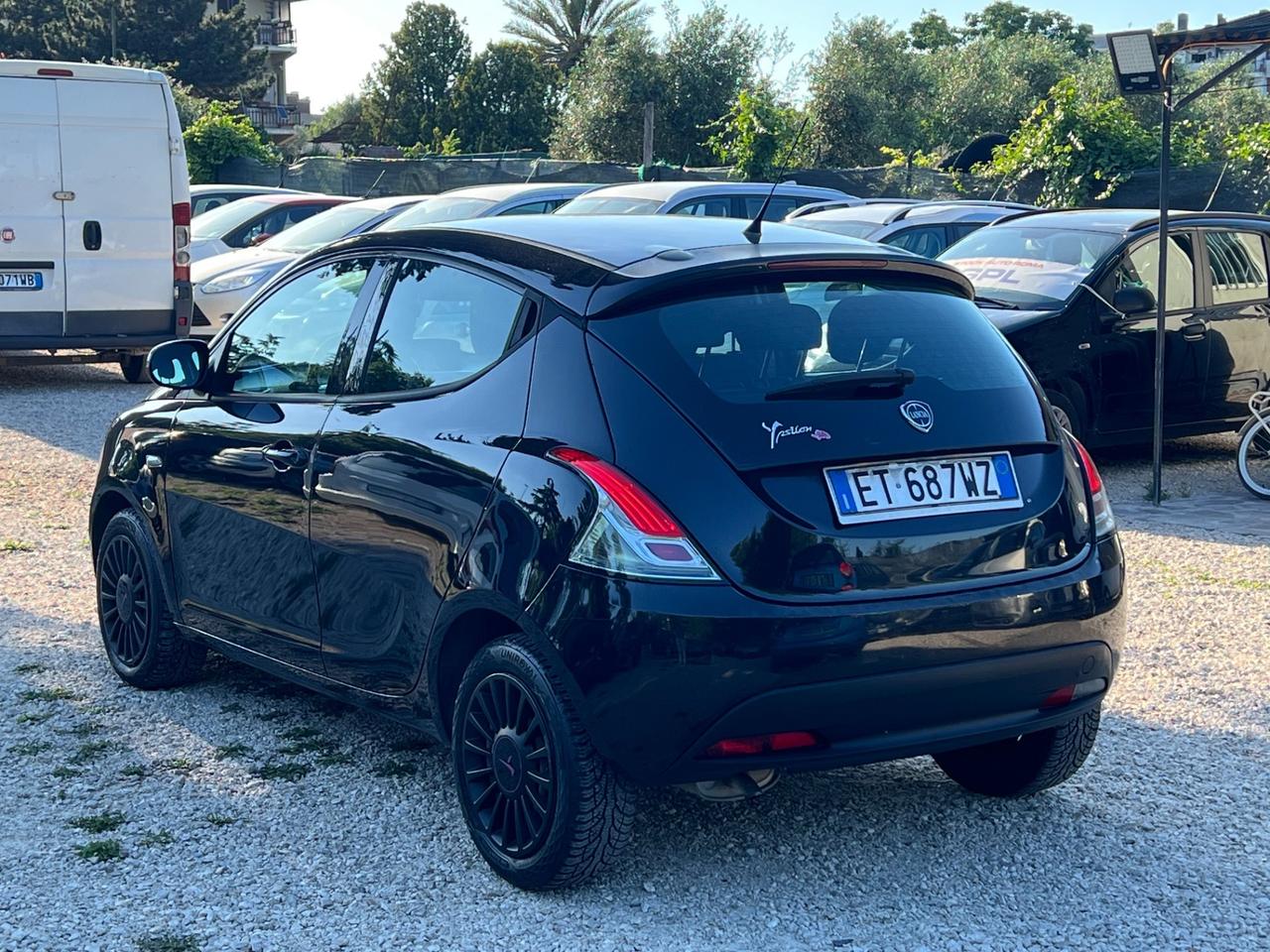 Lancia Ypsilon 1.2 69 CV EURO 6