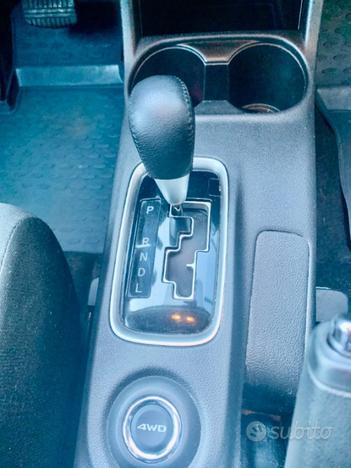 MITSUBISHI Outlander 2.2 DI-D 4WD Instyle AUT.