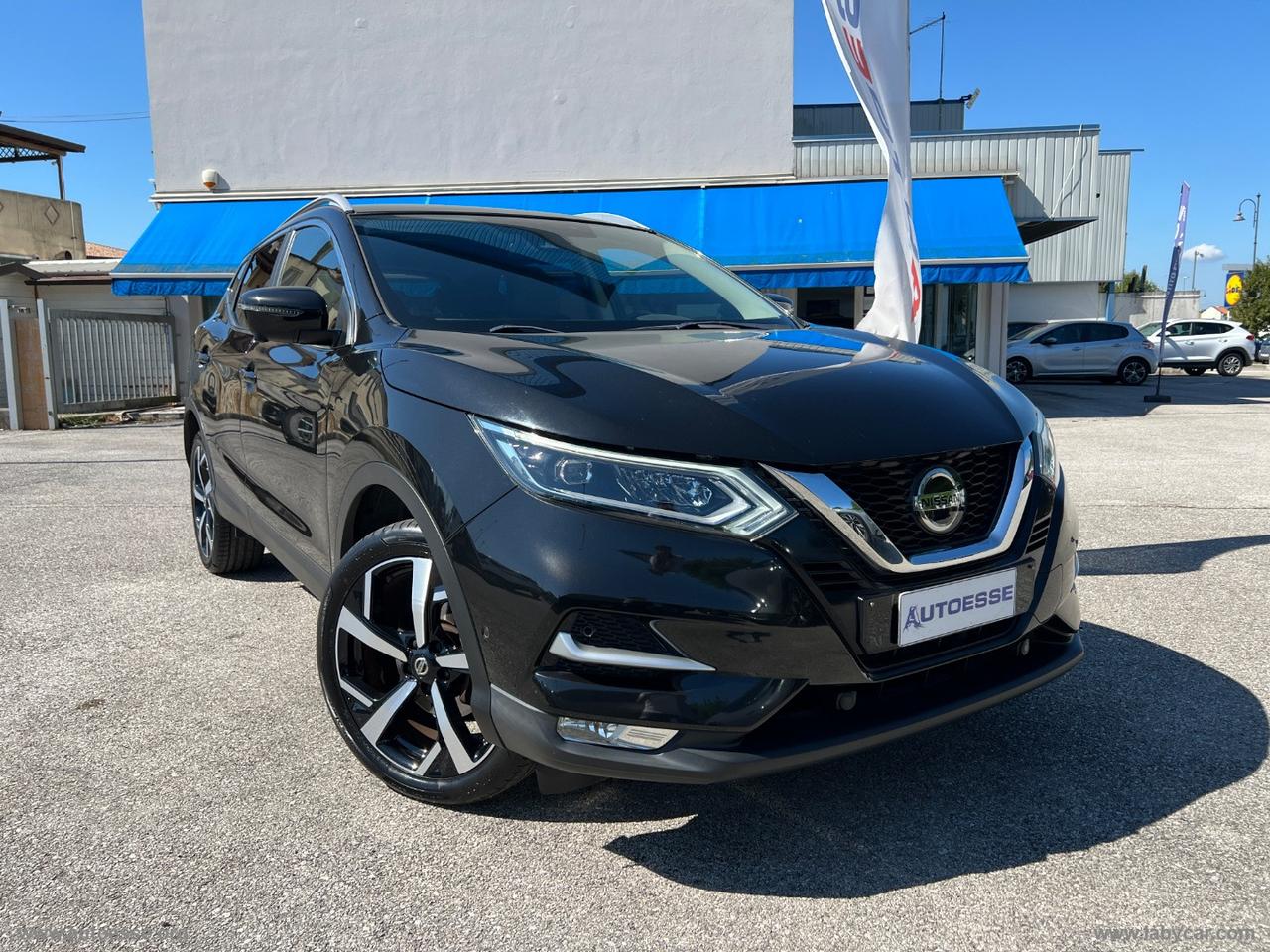 NISSAN Qashqai 1.2 DIG-T Tekna