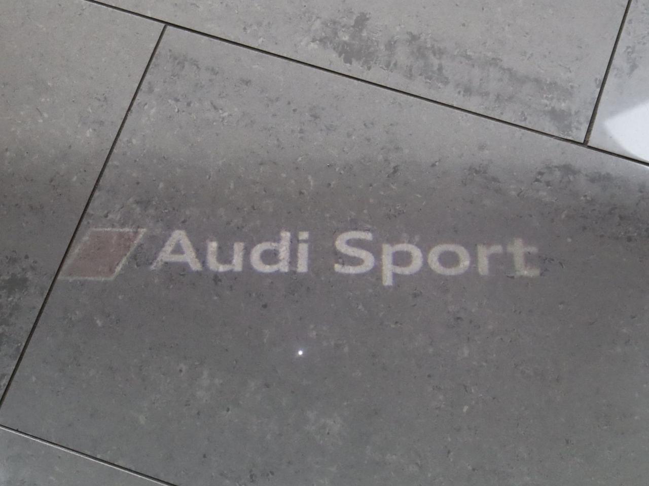Audi RS3 2.5 TFSI SEDAN #12050