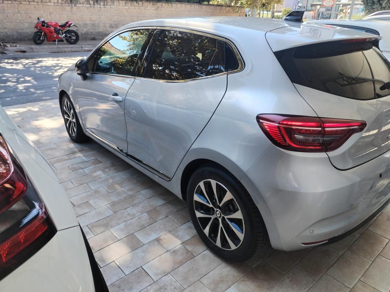 Renault Clio Full Hybrid E-Tech 145 CV 5 porte Techno