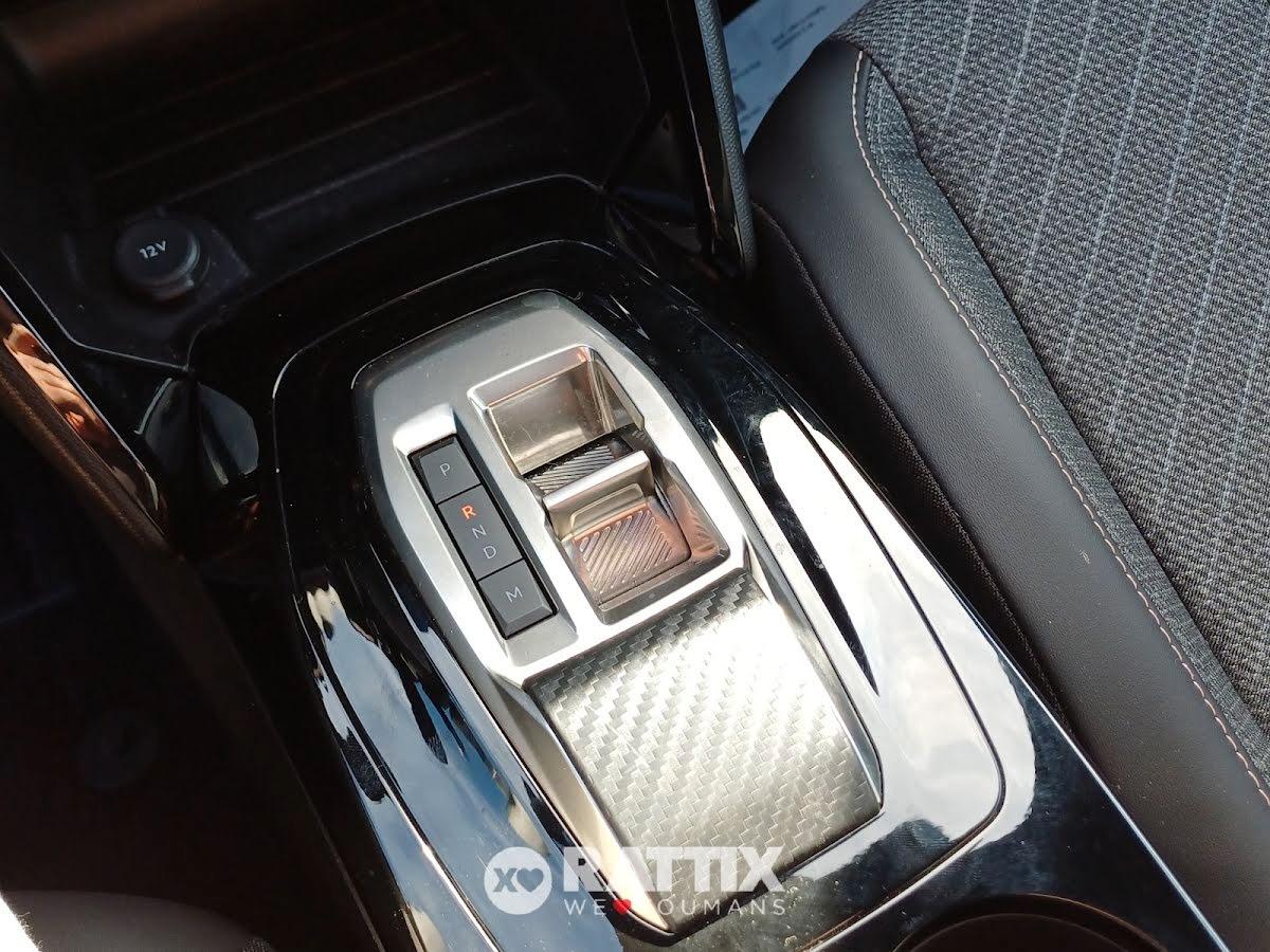 Peugeot 2008 1.2 Hybrid 136CV Allure e-DCS6