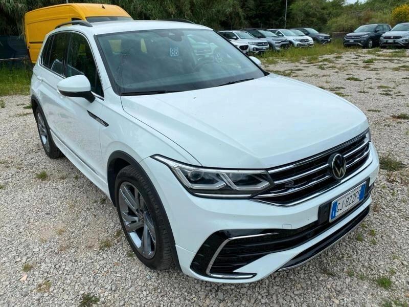 Volkswagen Tiguan 2.0 TDI 150 CV SCR DSG R-Line
