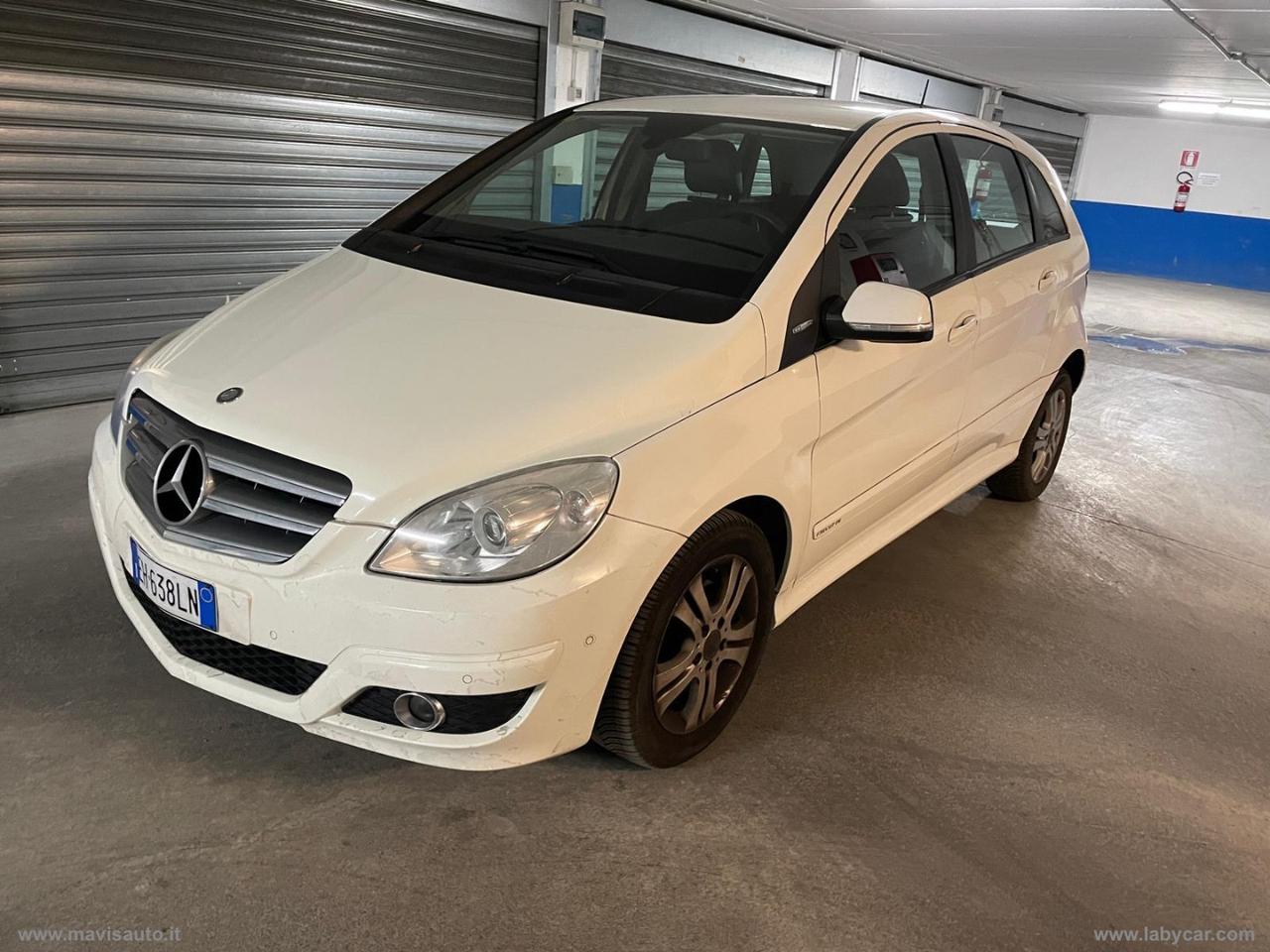 MERCEDES-BENZ B 180 NGT BlueEFFICIENCY Executive