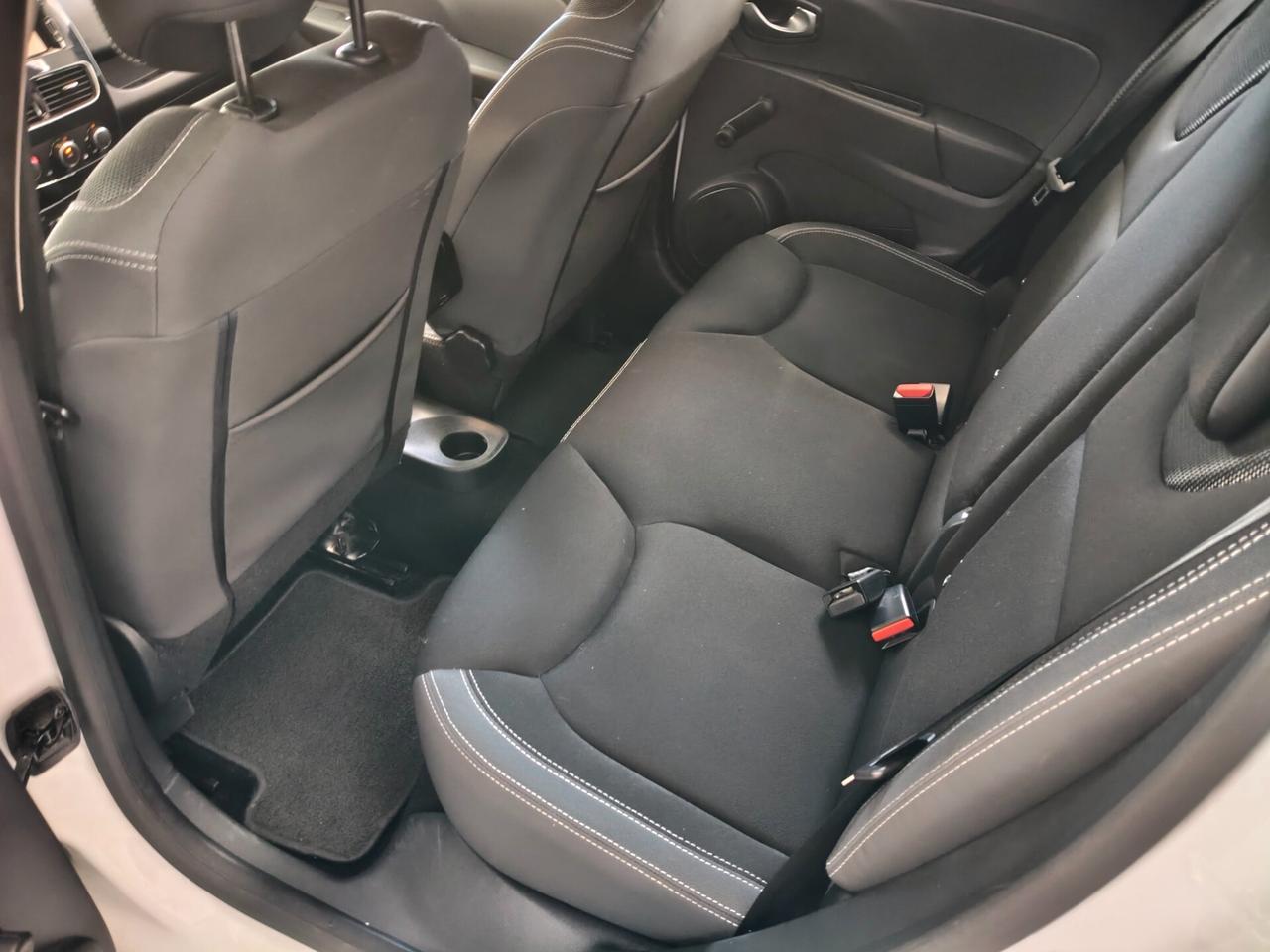 Renault Clio 1.2 75CV 5 porte Zen