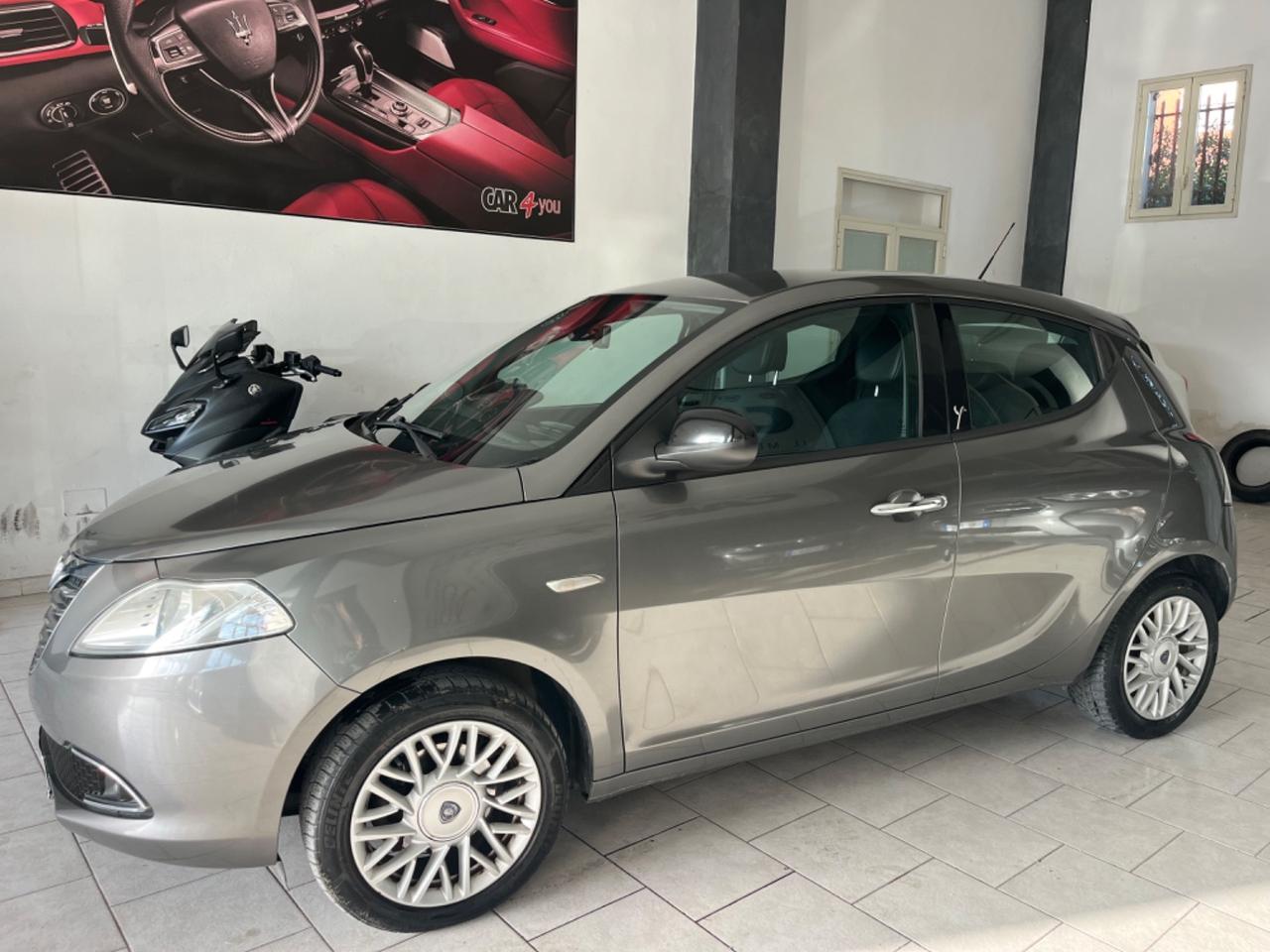 Lancia Ypsilon 1.3 MJT 16V 95 CV 5 porte S&S Platinum