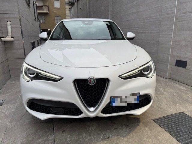 ALFA ROMEO Stelvio 2.2 Turbodiesel 160 CV AT8 RWD Business