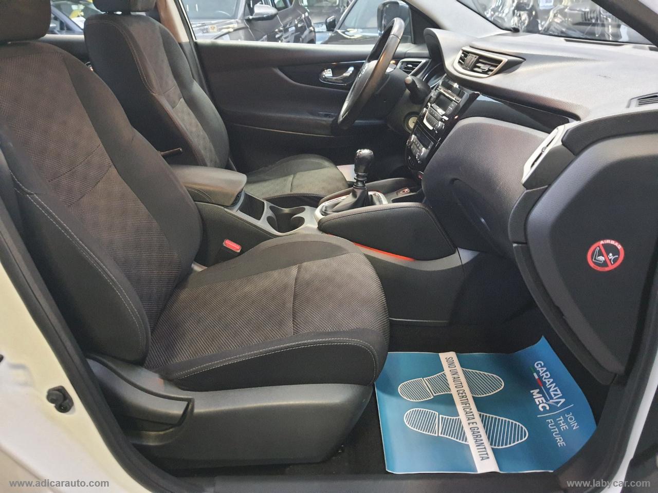 NISSAN Qashqai 1.6 dCi 4WD Visia