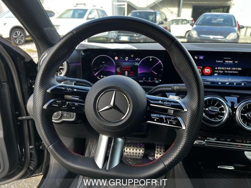 Mercedes-Benz Classe A A 180 d Automatic AMG Line Premium